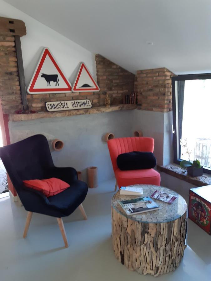 Atelier Natur'L Les Ronzieres Saint-Paul-d'Uzore Exterior foto